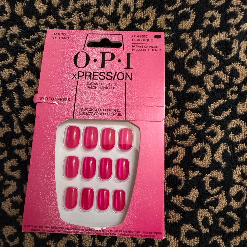 OPI xPRESS/ON Vibrant Pink Nail Set